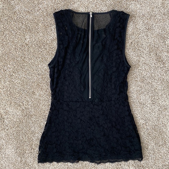 Express Floral Lace Tank with Zip Back - Picture 5 of 10